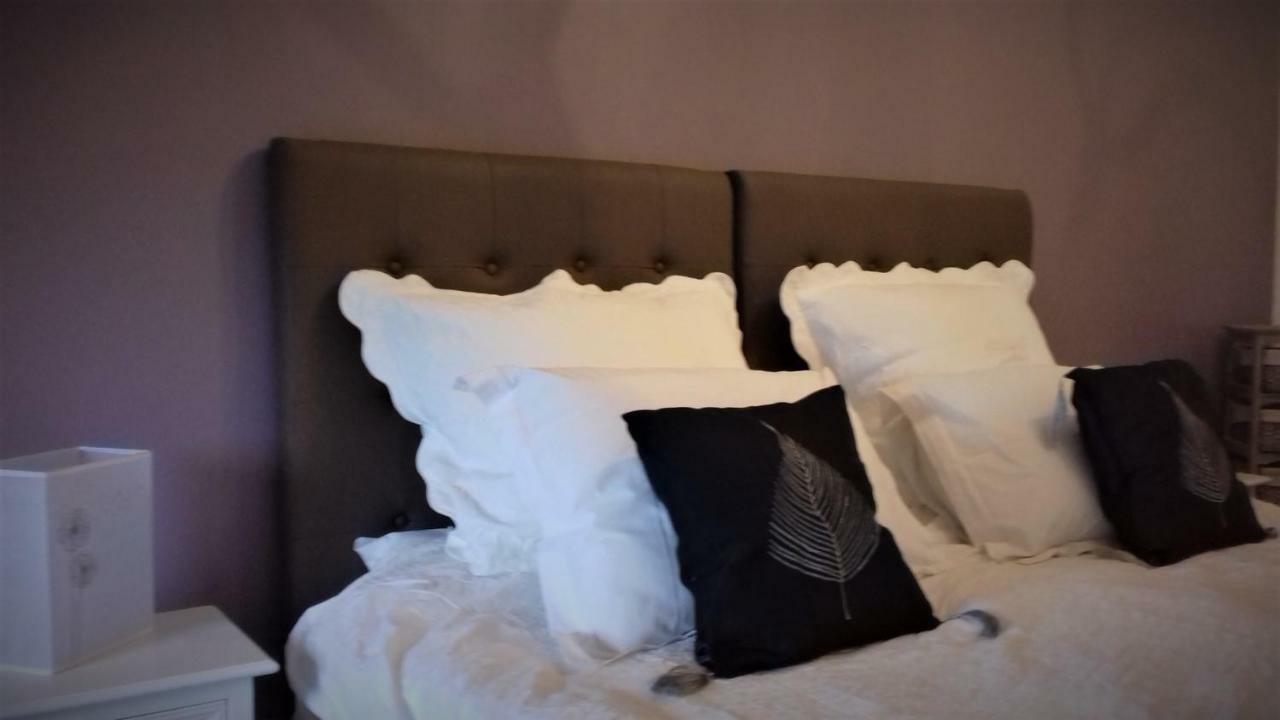 Maison Lavande Bed and Breakfast Saint-Jean-dʼAngély Buitenkant foto