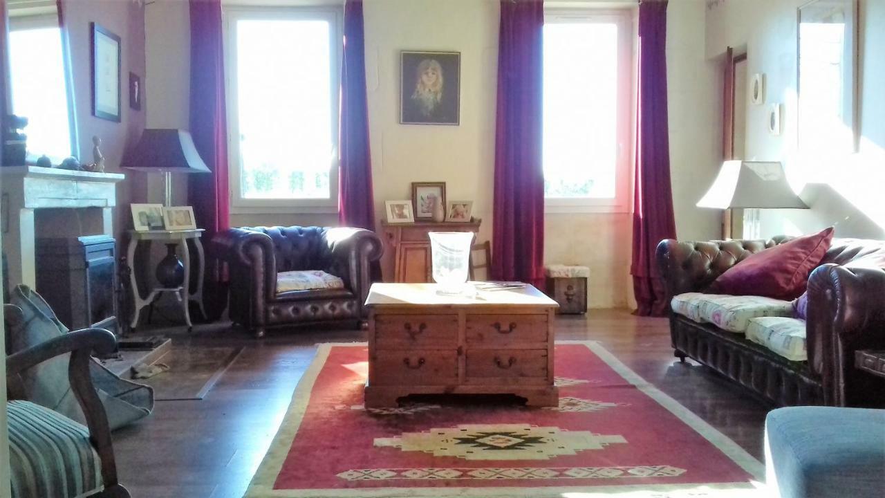 Maison Lavande Bed and Breakfast Saint-Jean-dʼAngély Buitenkant foto