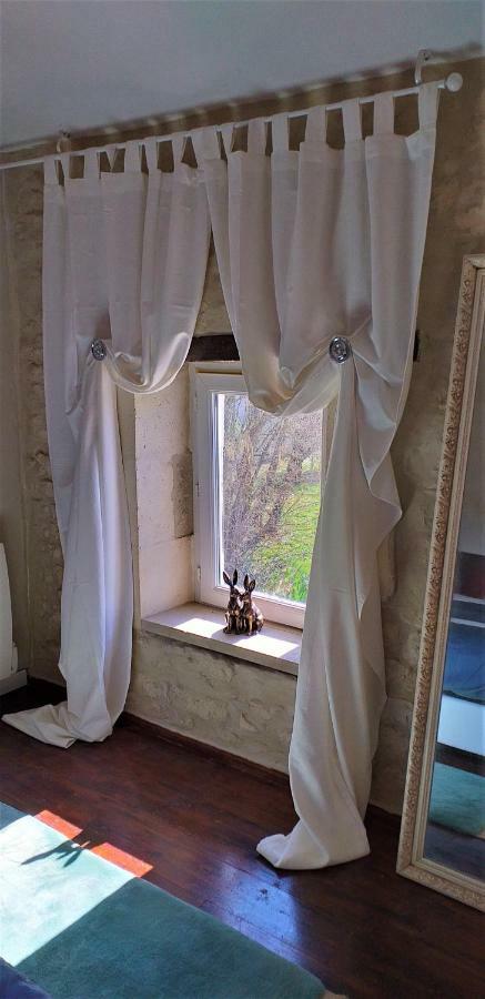 Maison Lavande Bed and Breakfast Saint-Jean-dʼAngély Buitenkant foto
